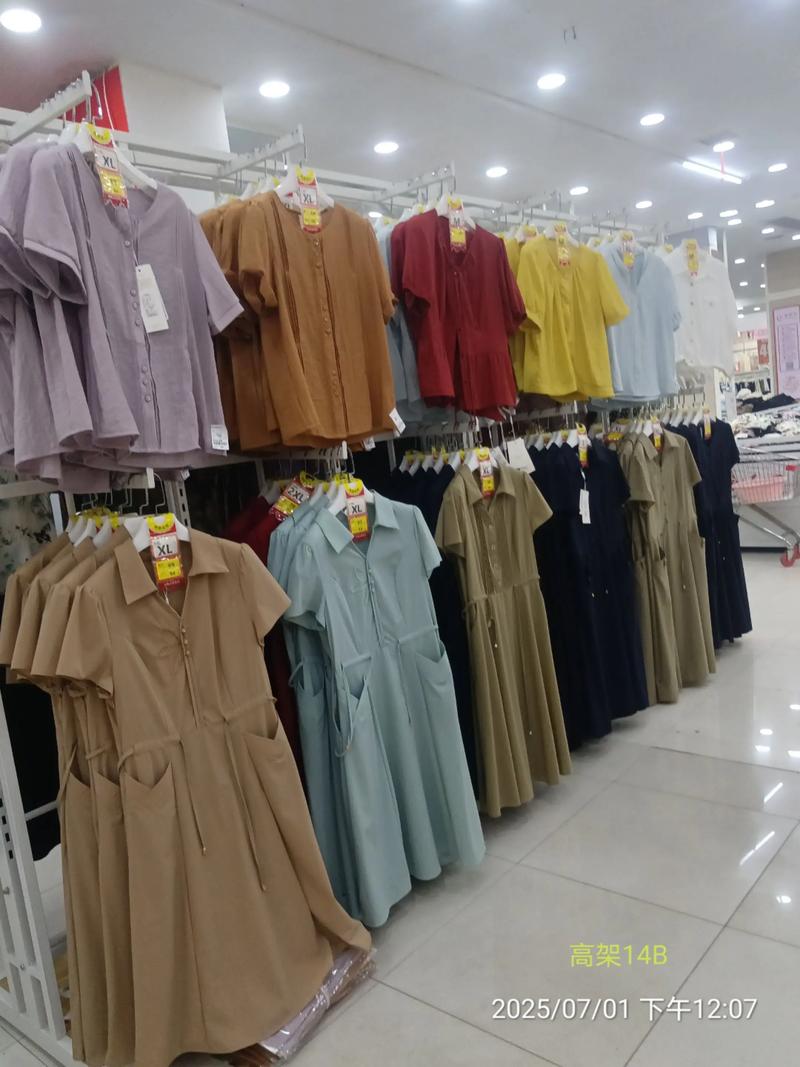 服装批发攻略：让你的店铺焕然一新